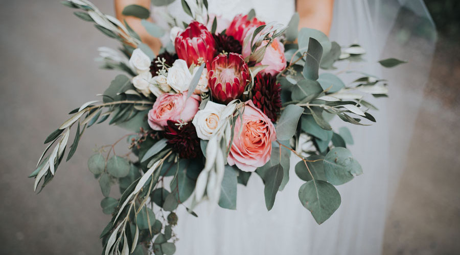 Kelly's Flowers & Gift Boutique Perth Florist Floral Design