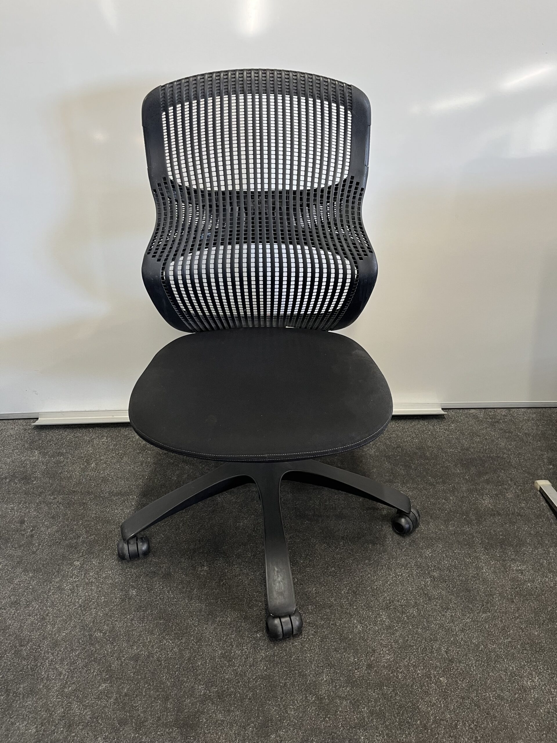 Used Formway Knoll Generation Chair Shop Now