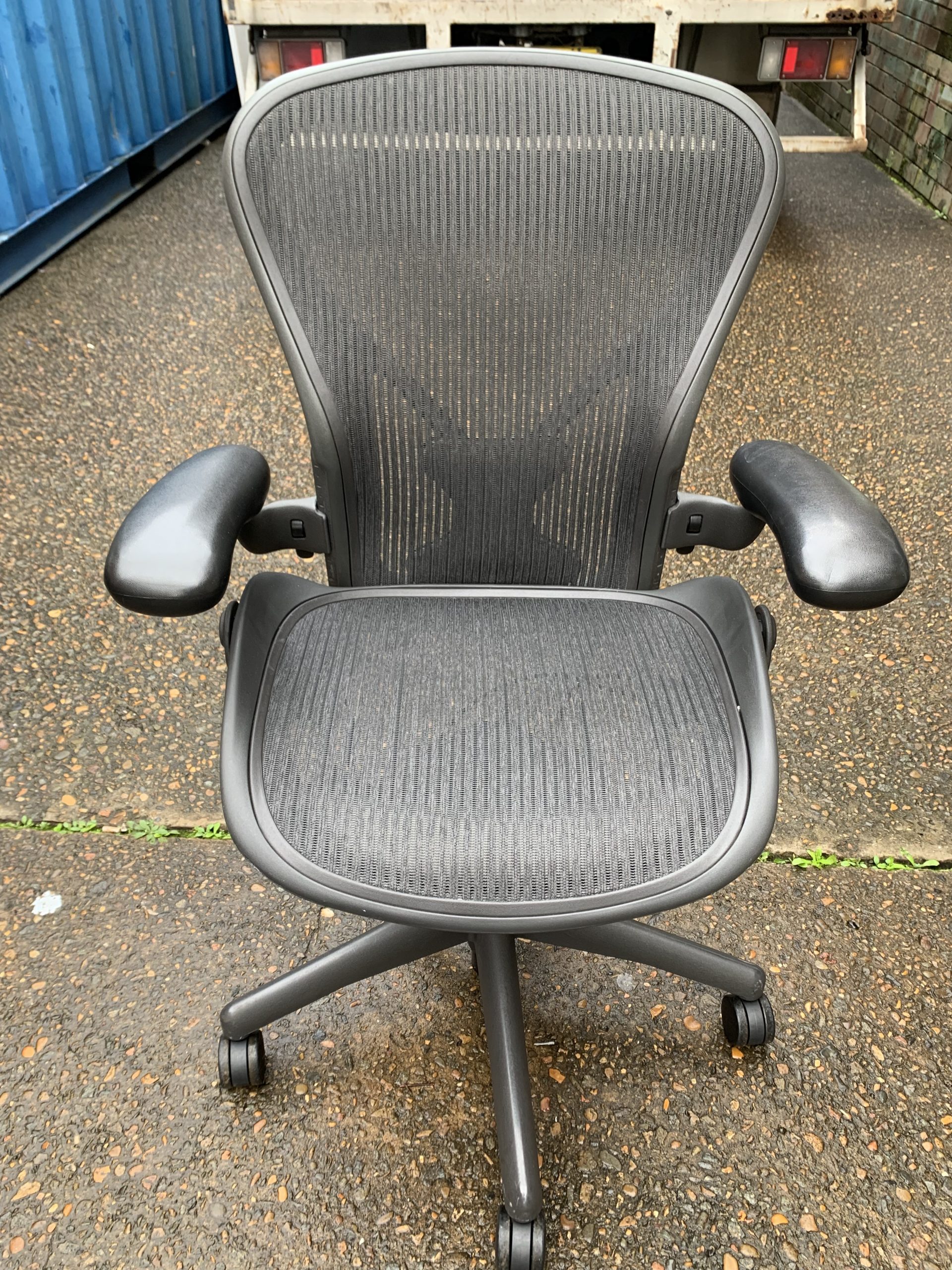 Aeron Original Herman And Miller Second Hand Chair Kelly's Office
