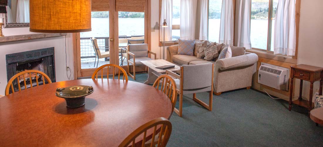 Lake Chelan condos at Kelly's Resort on the south shore of Lake Chelan