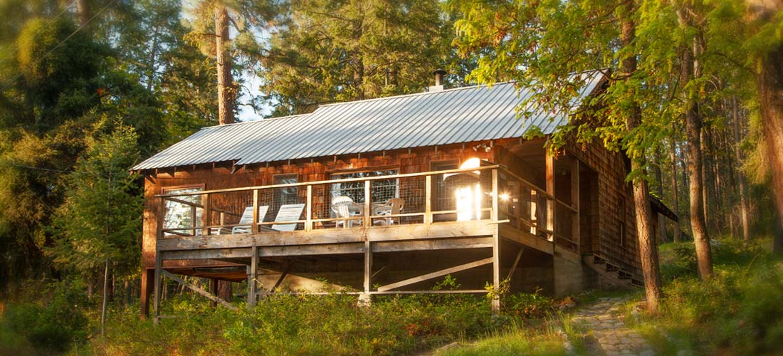 Lake Chelan Cabins at Kelly's Waterfront Resort on the south shore!