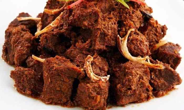 Daging rendang untuk steak