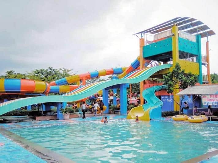 10 Kolam Renang di Cirebon untuk Liburan Bersama Keluarga