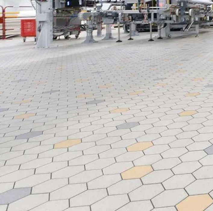 Solutions Hygienic flooring in industrial tiles and industrial epoxy
