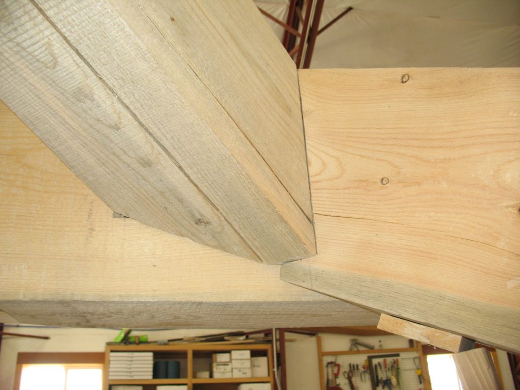 Hip & Valley Rafters at Ridge (Front View) Kenai Timber Frames