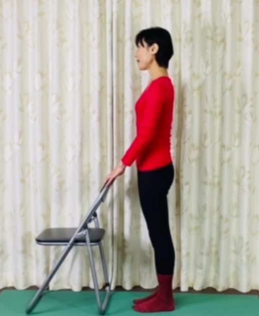フットワークが軽くなる“つま先足踏み” 株式会社健康サポートスタジオ