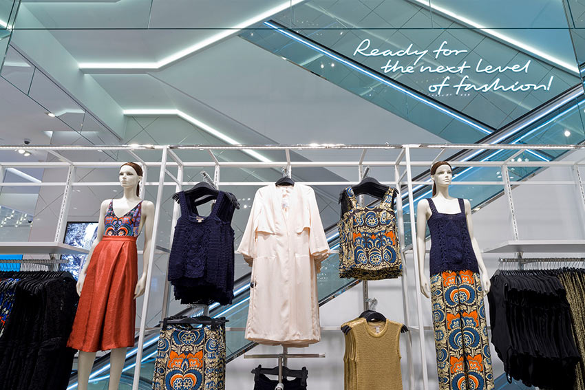 H&M Herald Square Park Architects