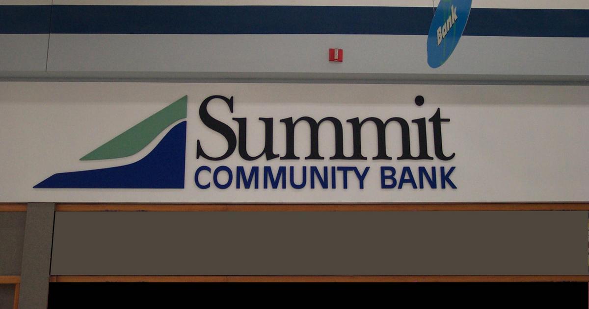 Summit Community Bank Kenney Signs