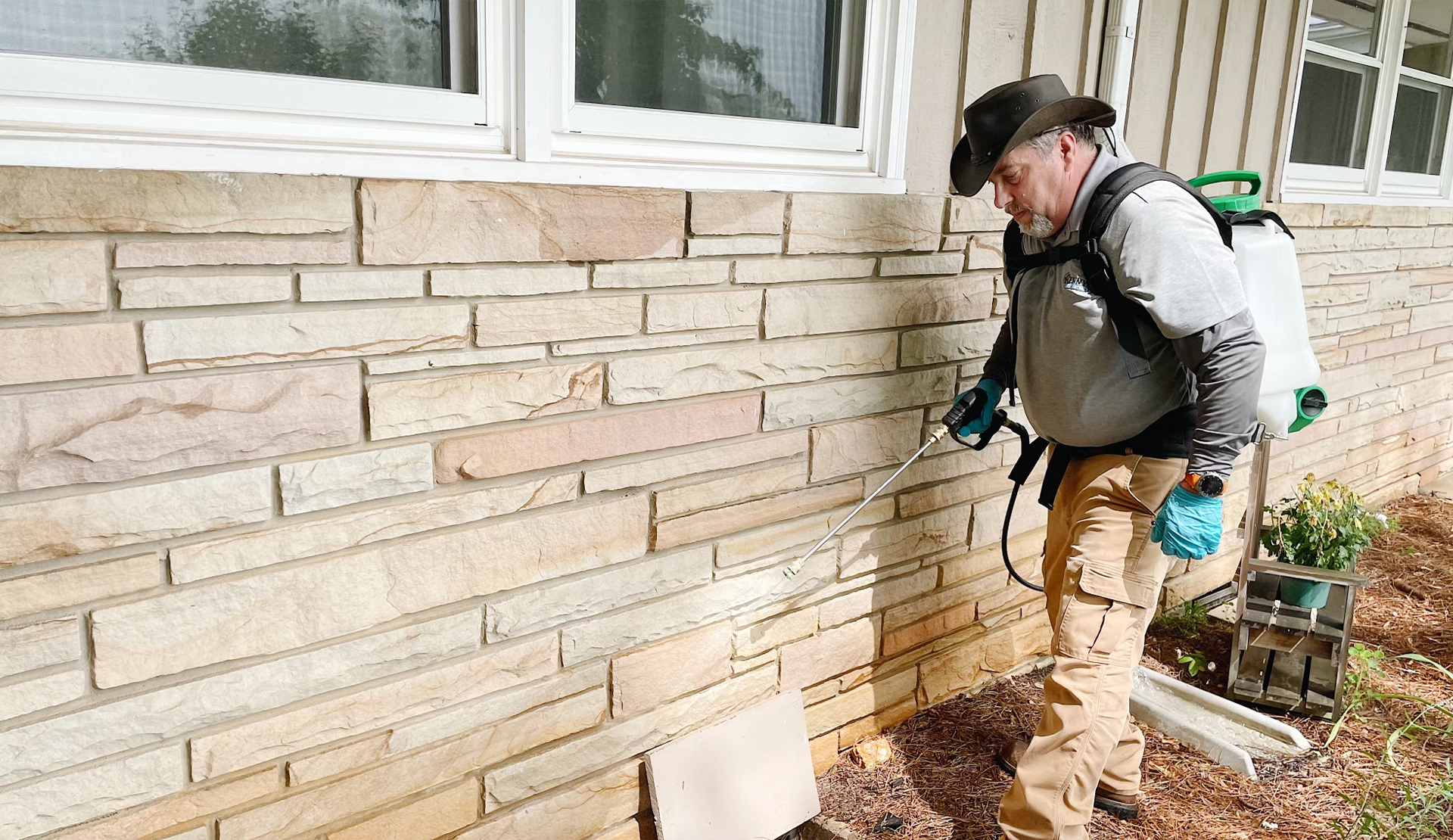 About Kenny's Pest Control Kenny's Pest Control