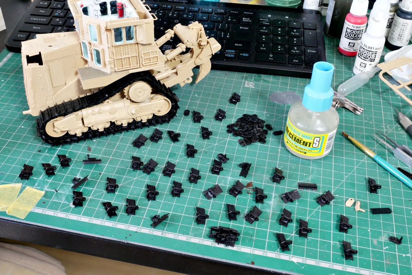 アメリカ海兵隊 D9R 装甲ブルドーザー メンモデル 1/35 アメリカ海兵隊 D9R 装甲ブルドーザー メンモデル 1/35