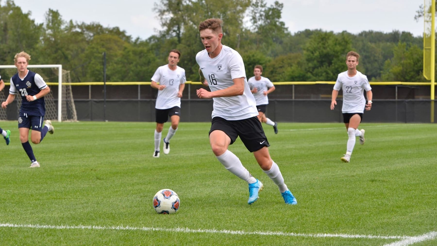 Men’s soccer kicks off new season with two victories — The Kenyon Collegian