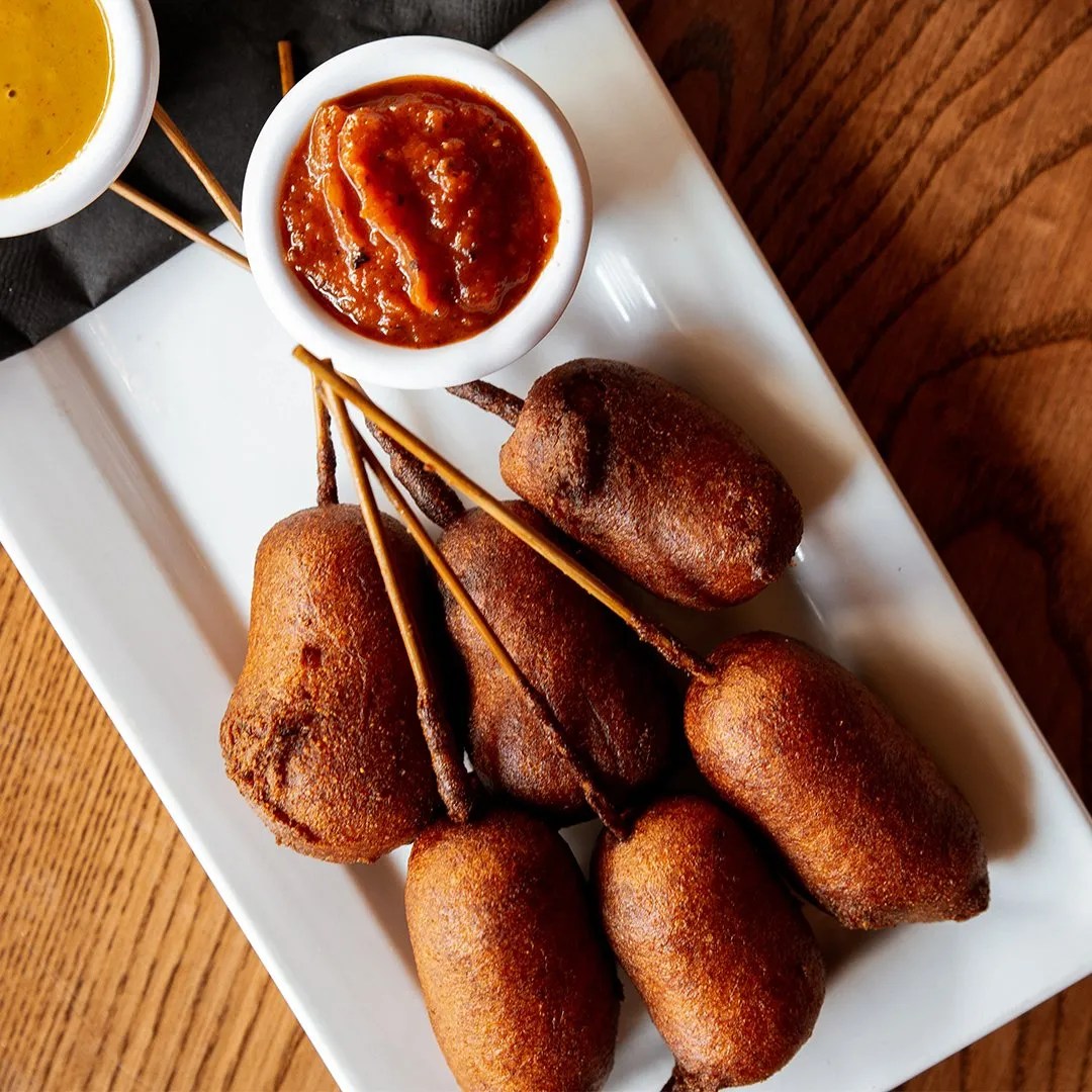 Kenzington Burger Bar Burgers, Drinks, Entertainment