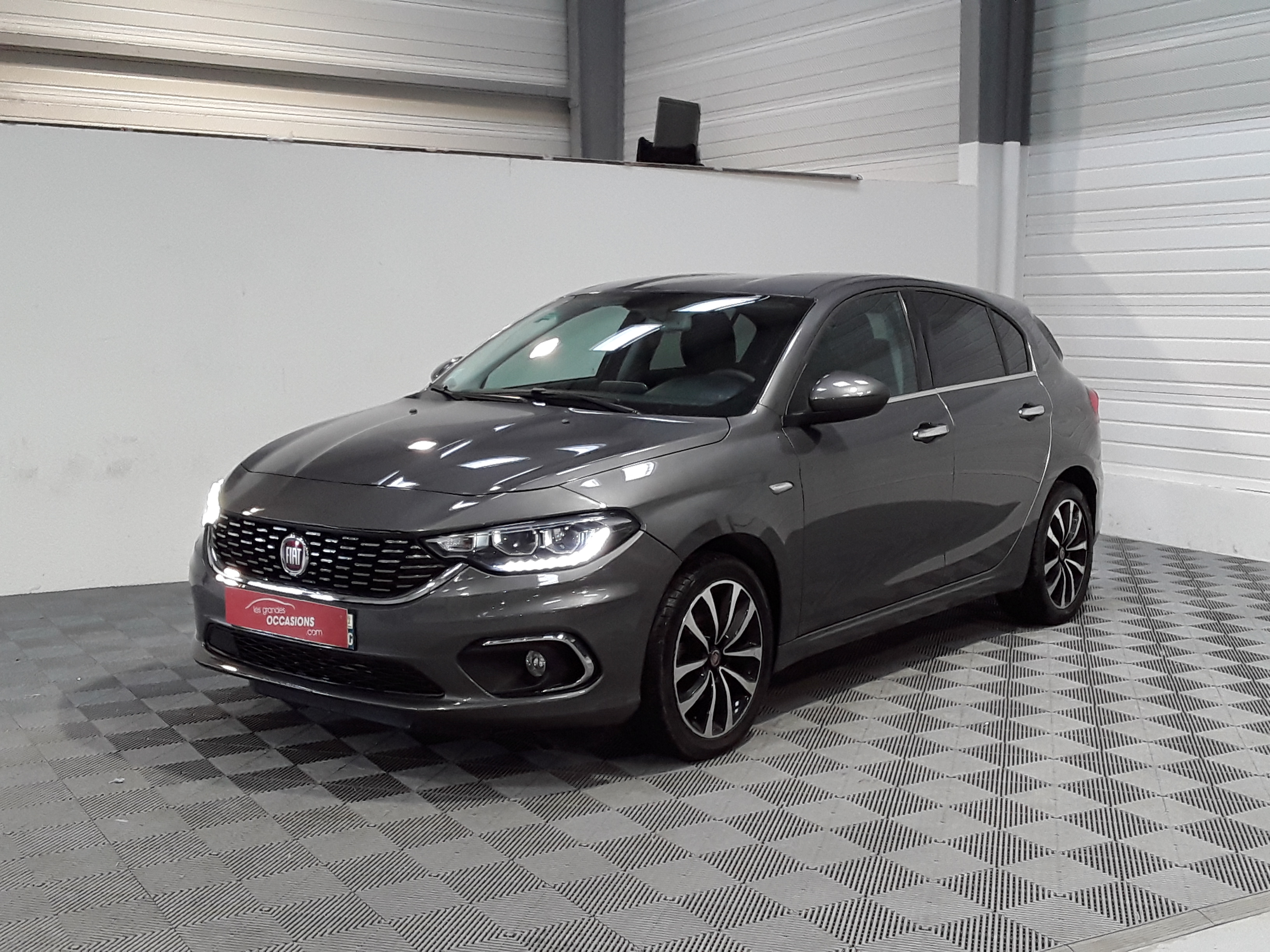 FIAT TIPO 5 PORTES de 2017 - La Chapelle-Saint-Luc - Massoutre VO