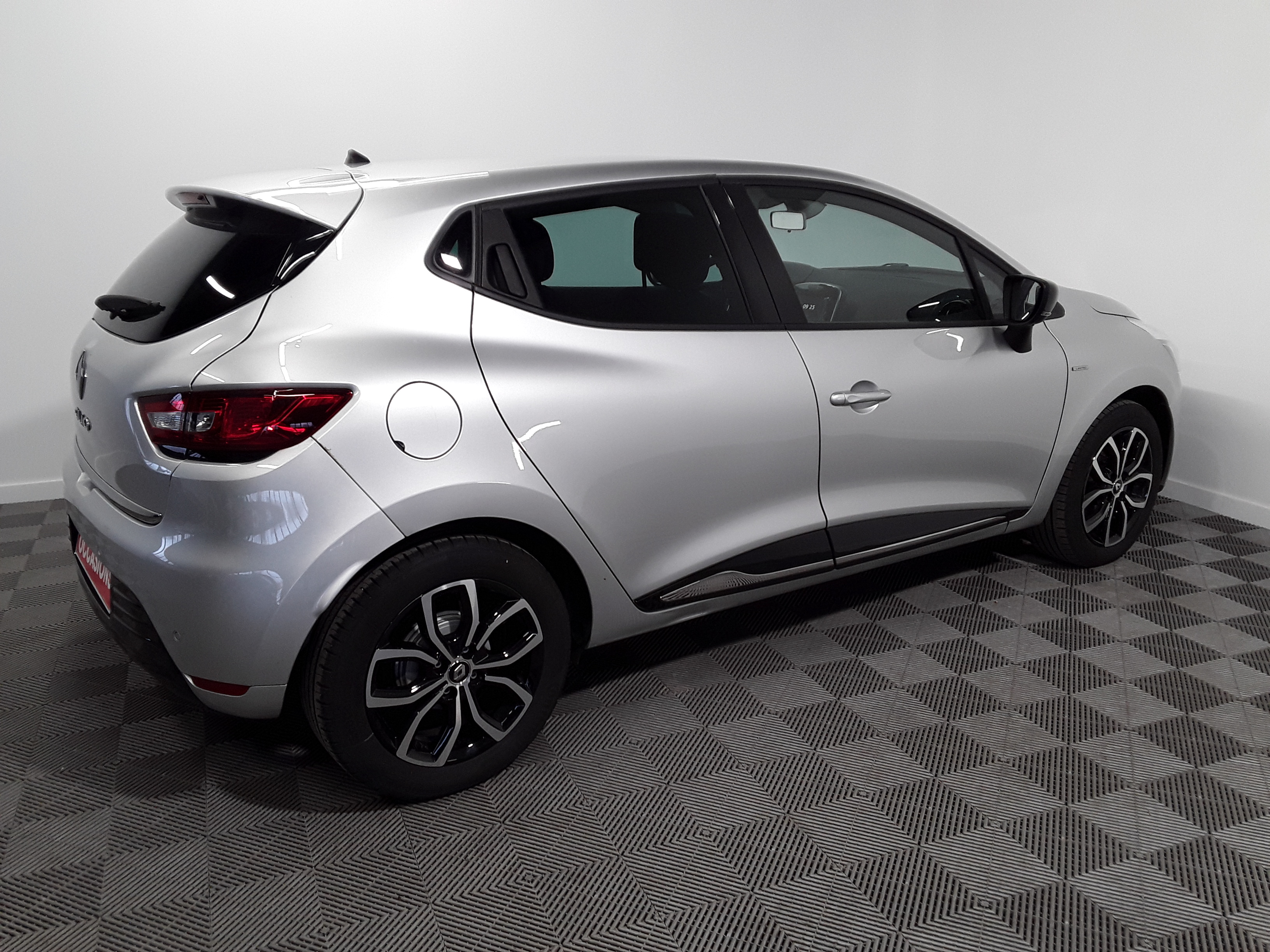 RENAULT CLIO IV de 2019 ClermontFerrand Massoutre VO