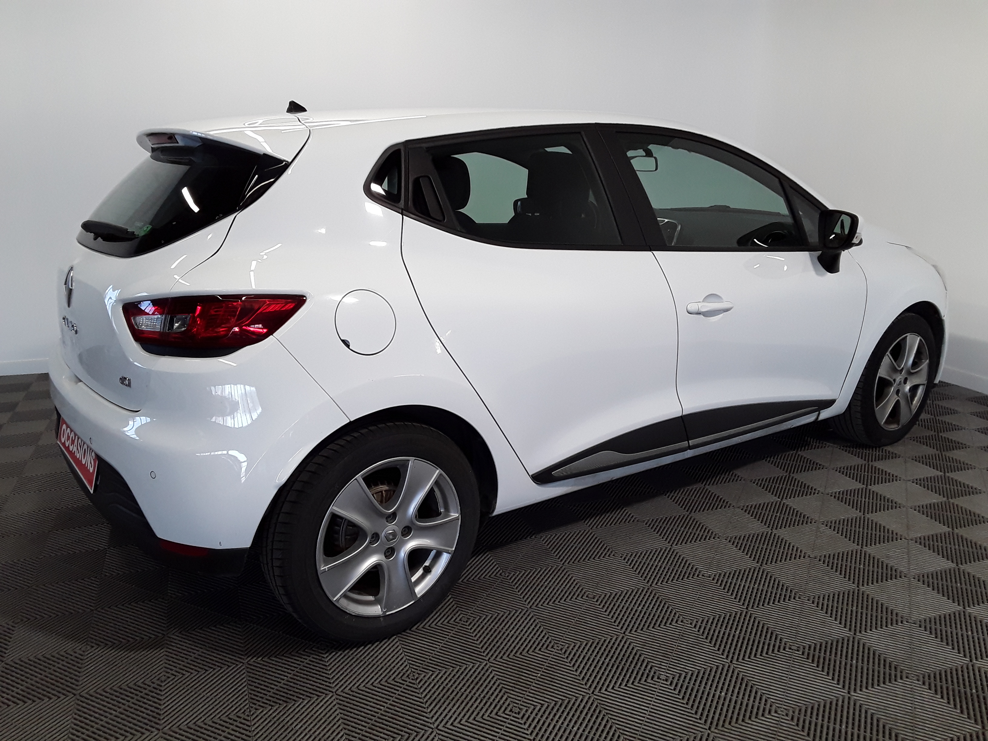 RENAULT CLIO IV SOCIETE de 2015 ClermontFerrand Massoutre VO