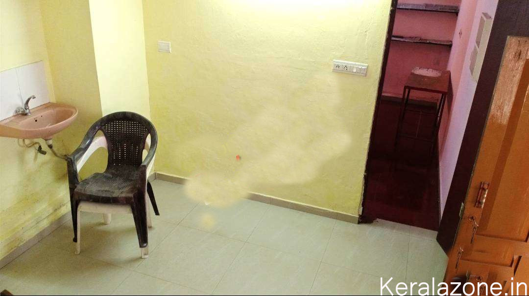 House Rent at Ulloor Thiruvananthapuram Kerala Zone