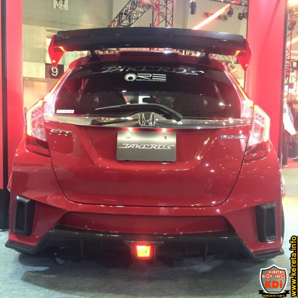 TAKEROS HONDA JAZZ HYBRID WIDE BODY KIT LOOKS AWESOME