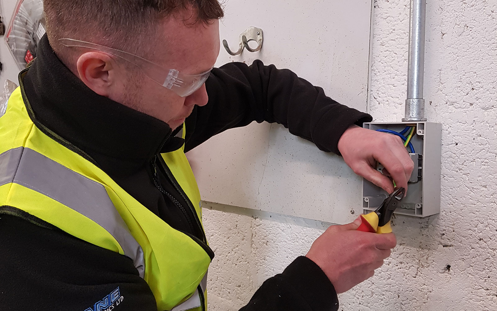 Commercial Electrician Belfast Kane Electrical and Renewables