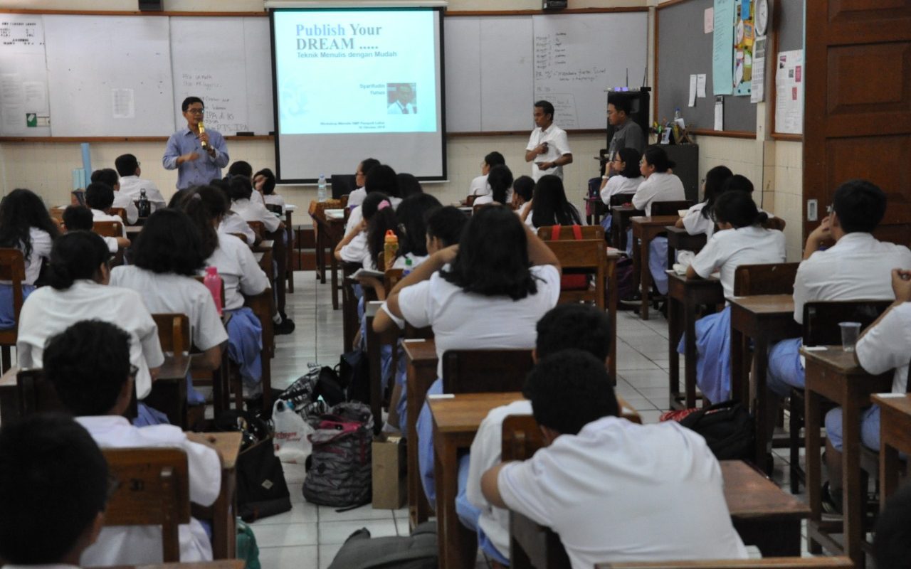 FESTIVAL SASTRA BULAN BAHASA 2018 SMP PL JAKARTA – Kertas PL