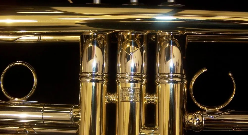 HandSelected Bach Artisan Trumpet AB190 Professional Series