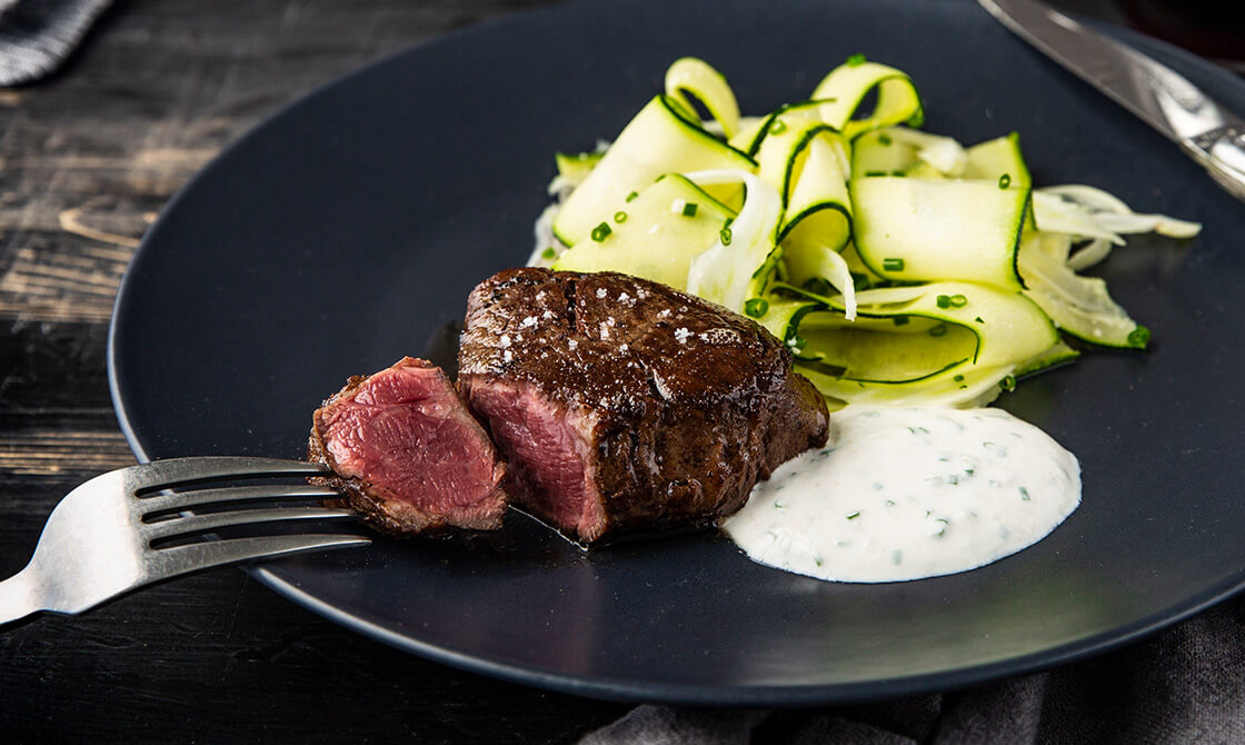 Recipe Keto Filet Mignon, Horseradish, Zucchini KETOMOJO