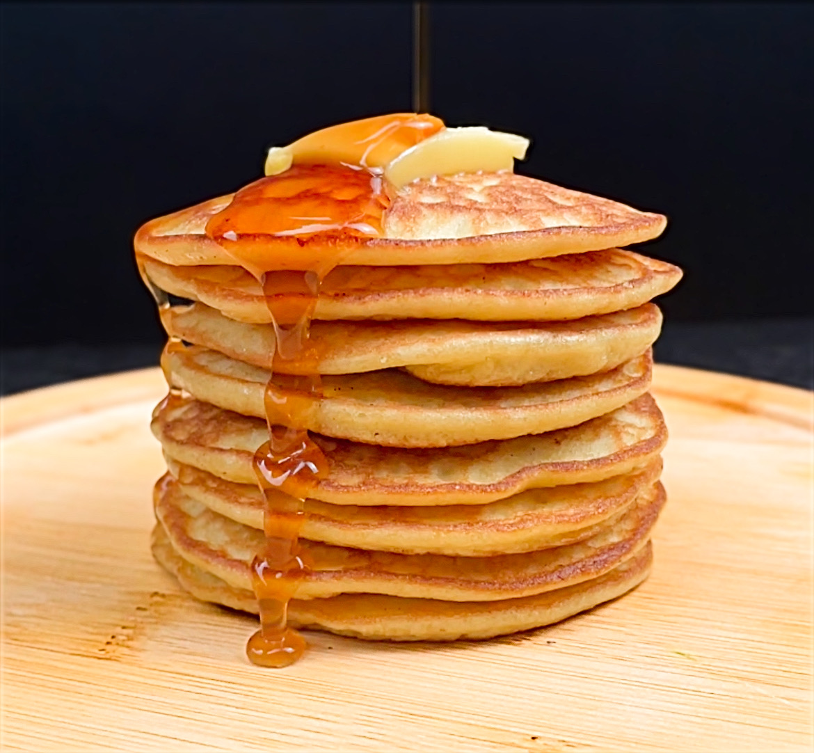 Keto Fluffy Buttermilk Pancakes KETOMI CREATIONS