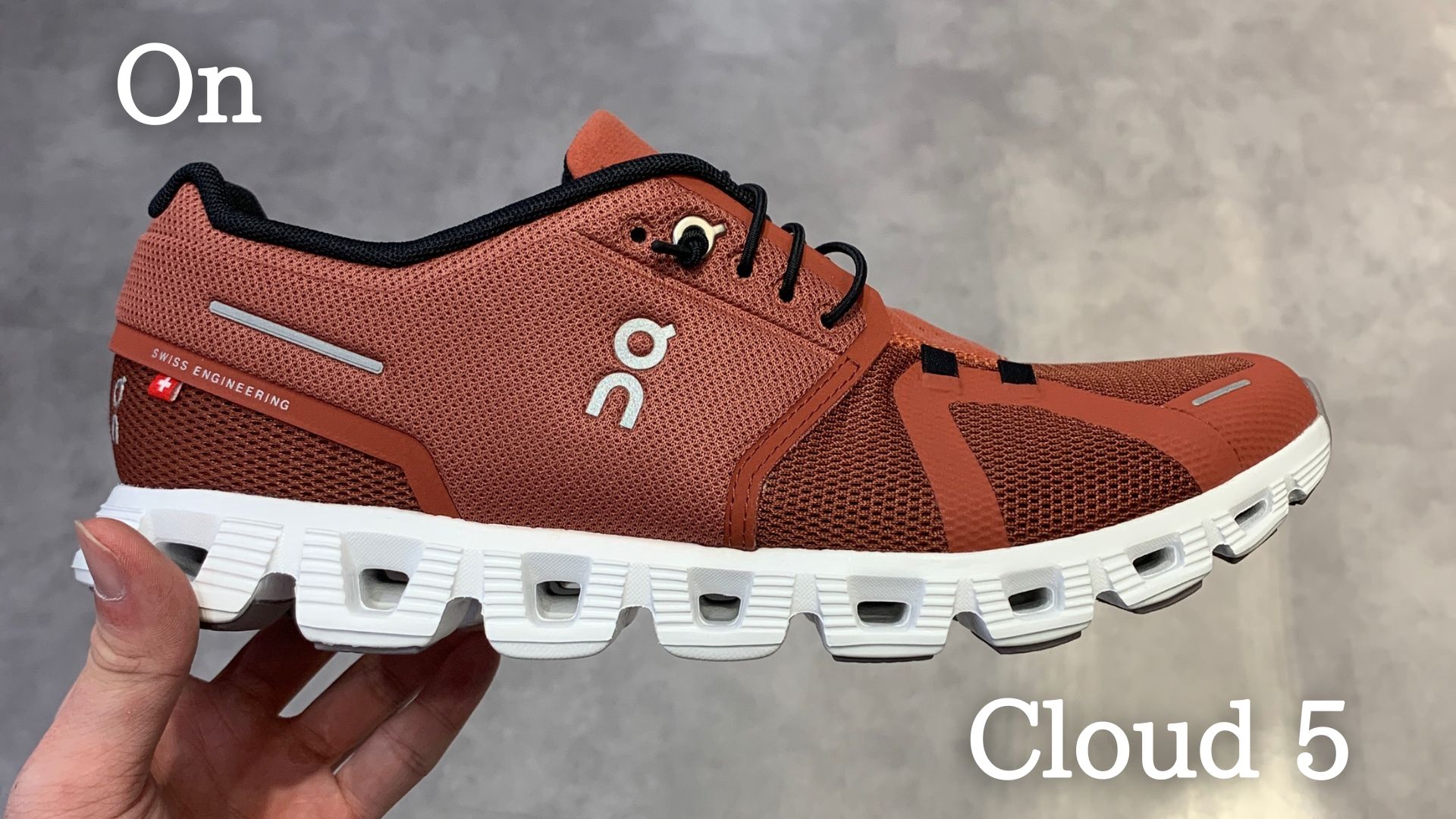 [オン クラウド5 レビュー！]ウォータープルーフもあるシリーズ最大の定番シューズ ランニングシューズ紹介ブログ｜ケツワレスパート