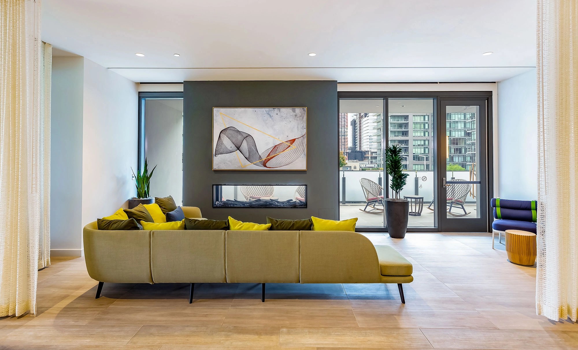 AVEN Apartments KBAA