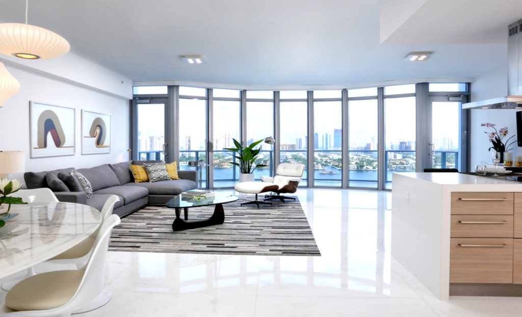 LUXURY NORTH MIAMI BEACH DUPLEX RENTED FOR 5,000 WITH OPTION TO BUY