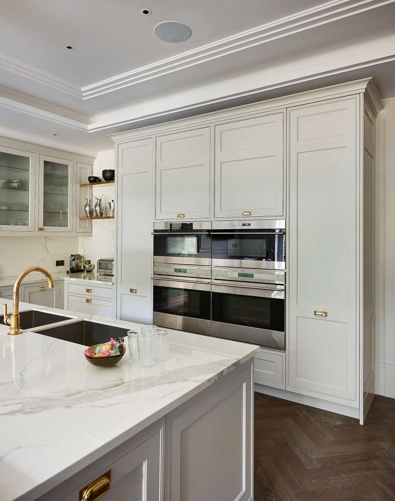 Kitchen painters London Kevin Mapstone