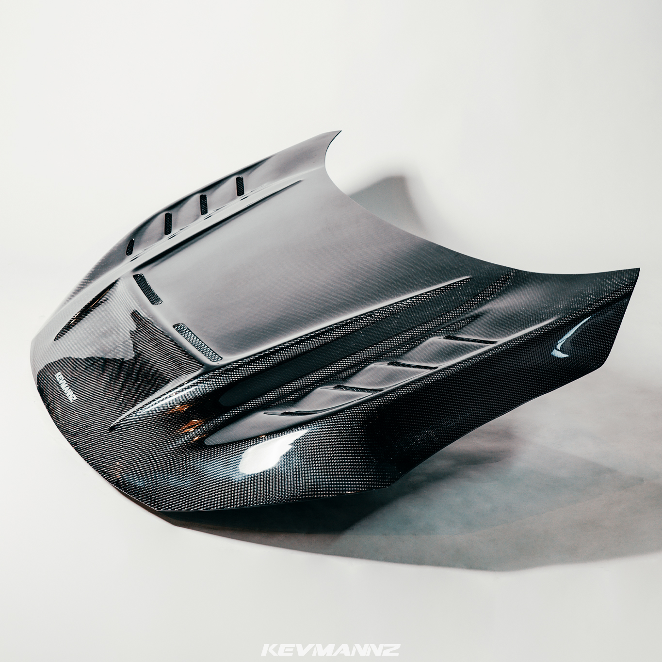 Carbon fiber hood Batman vented style for 10th gen Civic 20162020 Kevmannz