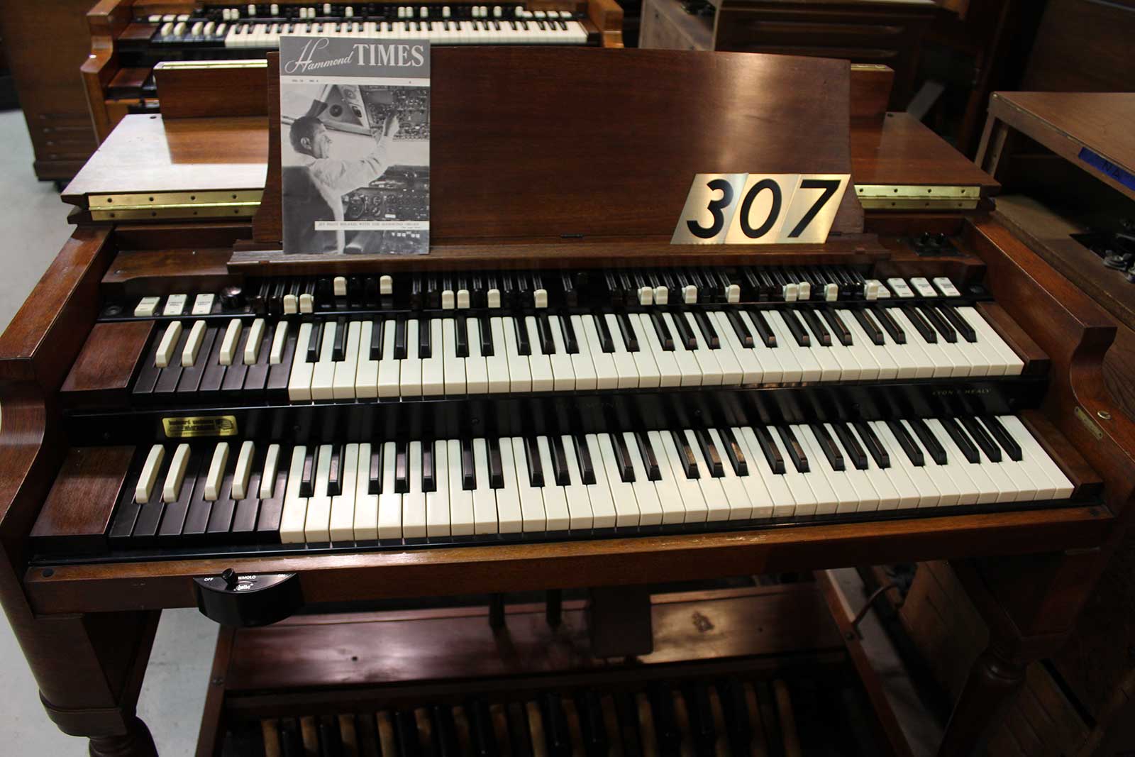 Hammond Organs Bought, Sold and Traded Keyboard Exchange