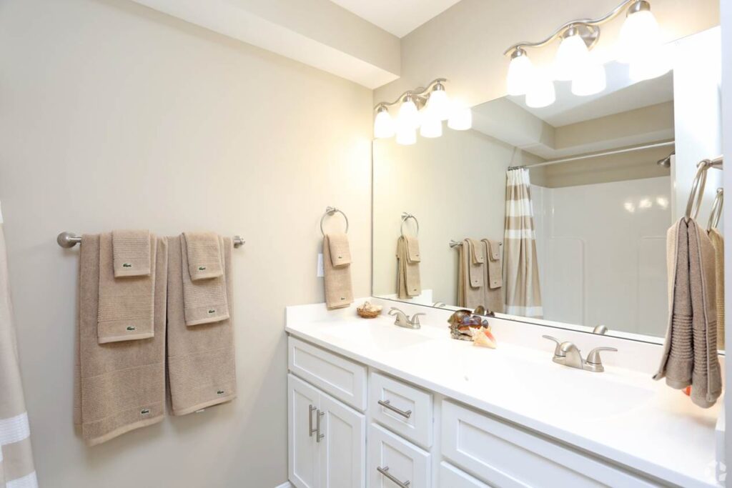 Apartments/ Residential Keyes Architects & Associates