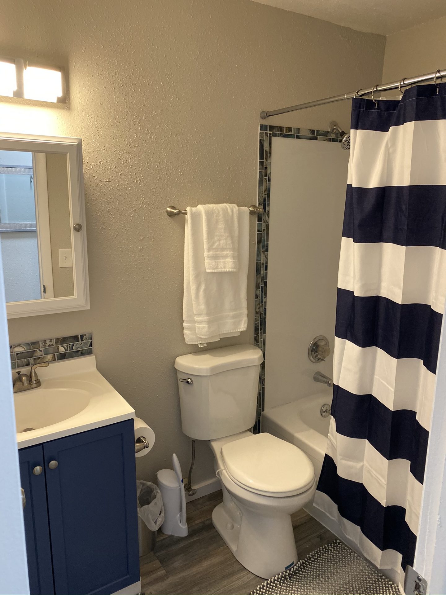 426428 MAIN ST, CANON CITY Keyholder