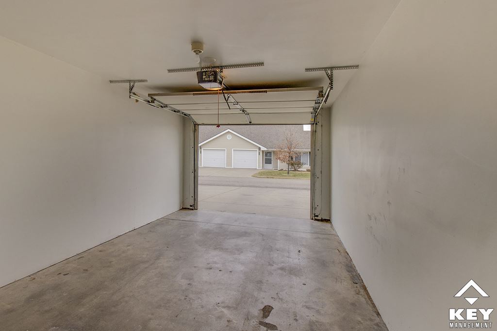 Beacon Hill Senior Residences » Key Management