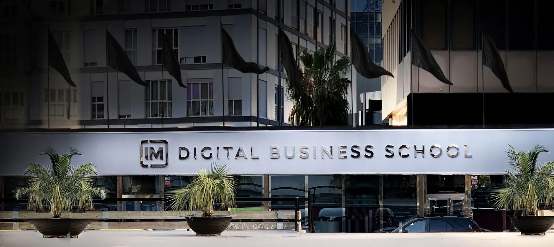 IM Digital Business School en Barcelona, España Másters