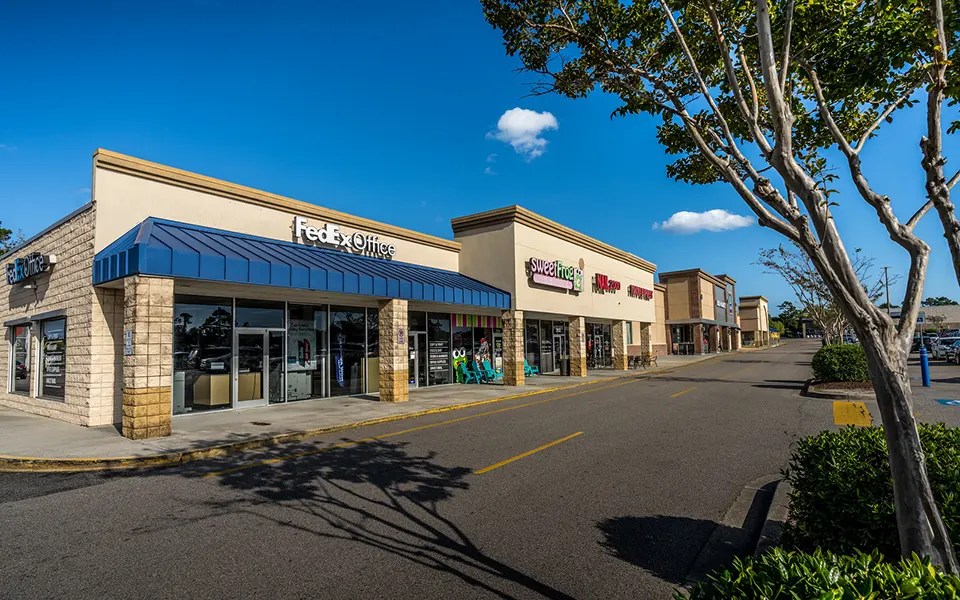 LEASING BROKERAGE Keystone Commercial Real Estate