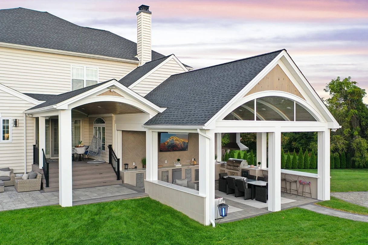 Heritage Porch / Patio Ivyland, PA Keystone Custom Decks