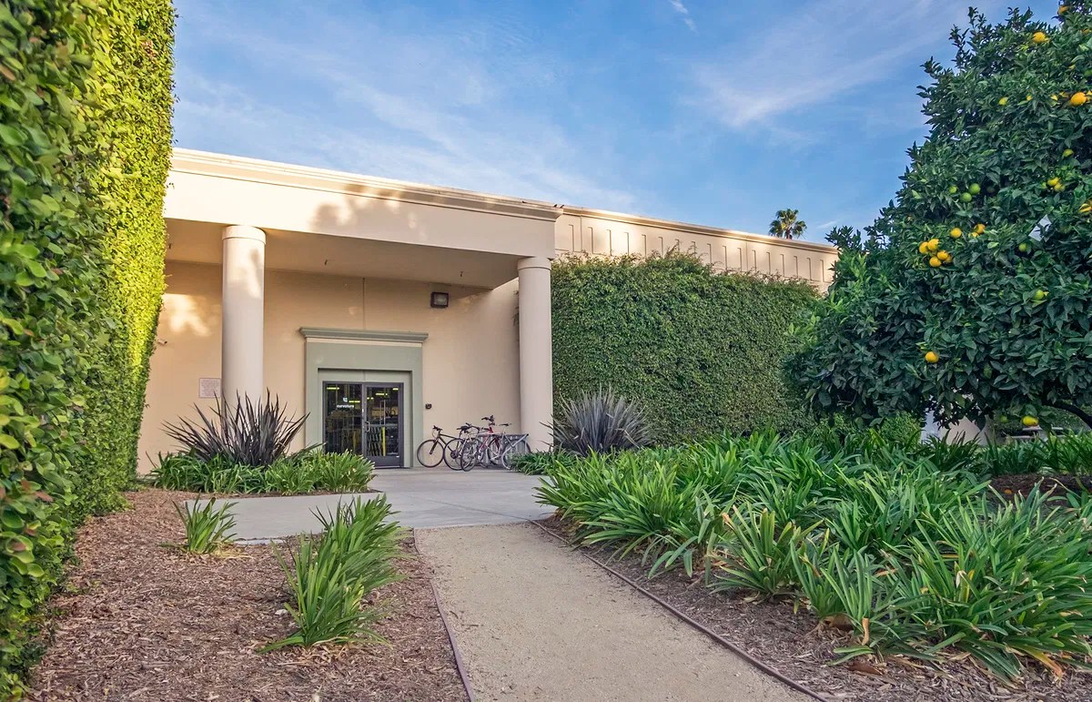 Foodbank of Santa Barbara County purchases warehouse in Goleta News