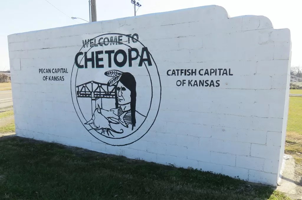 Chetopa Makes Repairs to City Park