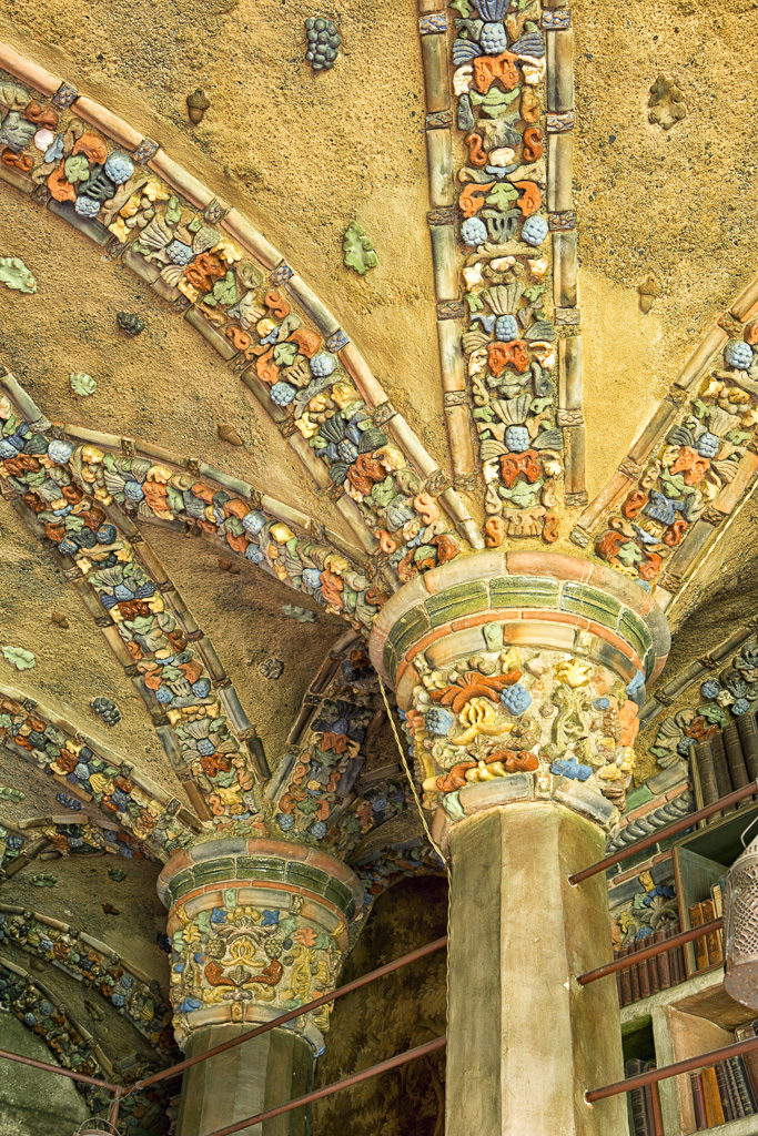 Fonthill Library Ceiling and Column Tiles Karl Graf Photography