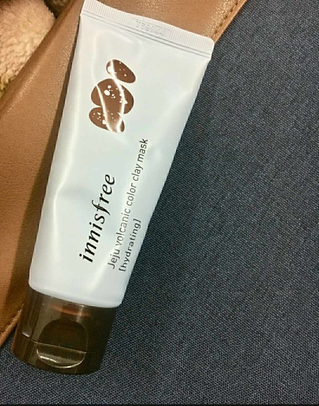 Innisfree Jeju Volcanic Color Clay Mask Hydrating Review