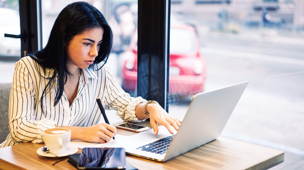 Do cafés make us more creative? Why working remotely from your local