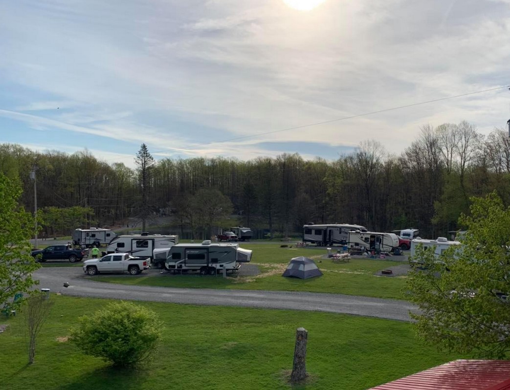 Kick Back N Camp • Belington, WV