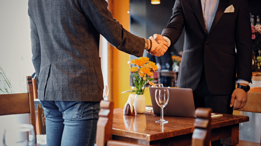 What to Look for When Buying a Restaurant Business Kickfin