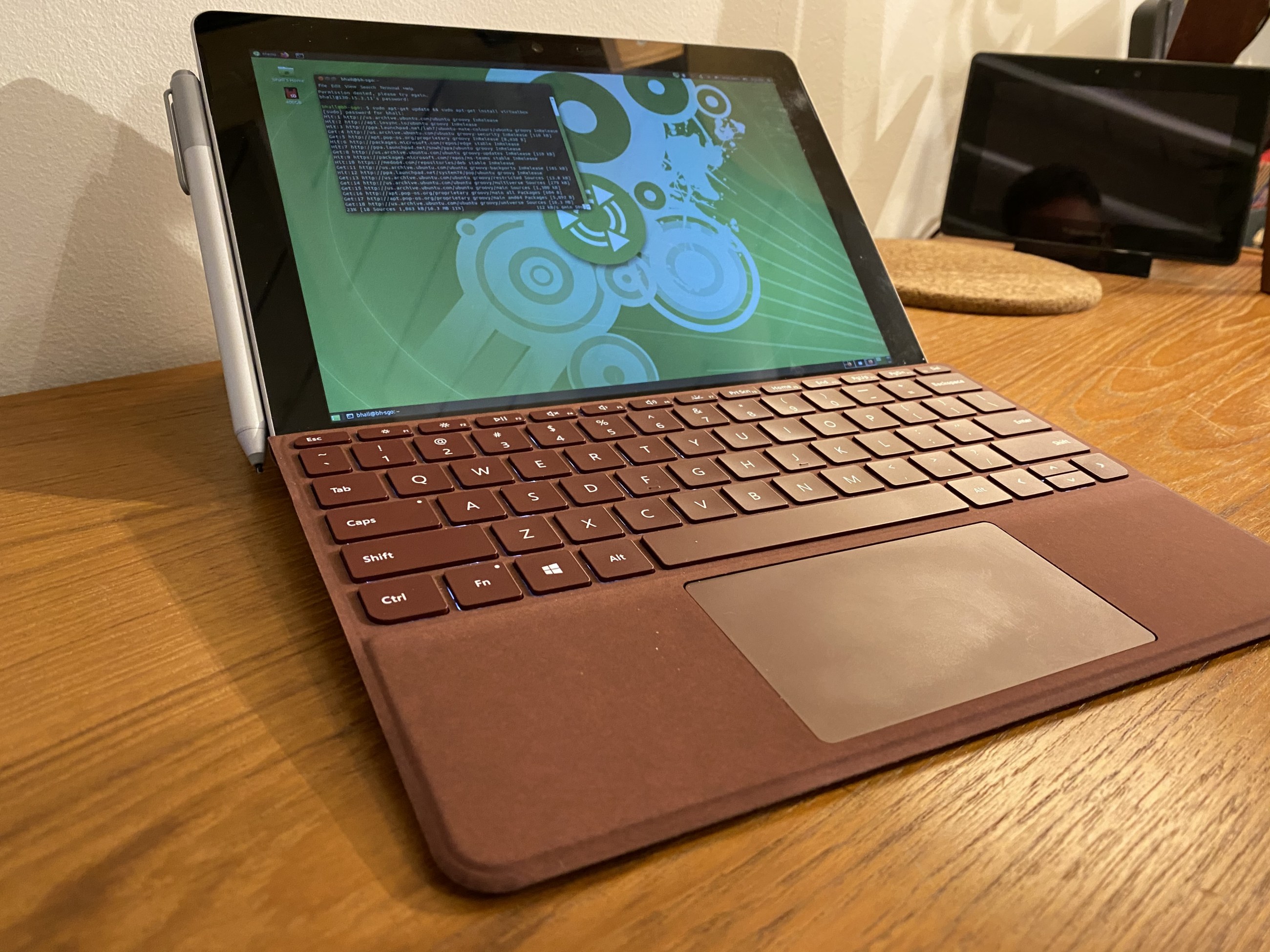 Ubuntu on the Surface Go Kicking & Streaming