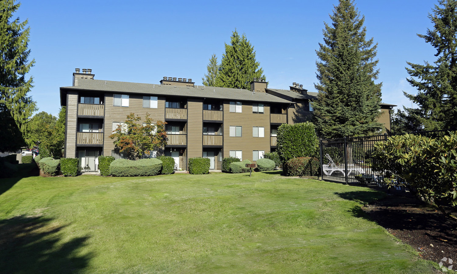 Sack Properties Buys SeattleArea Community for 61M Kidder Mathews