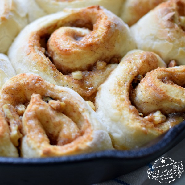 {The Best!} Cinnamon Rolls Made with Frozen Bread Dough
