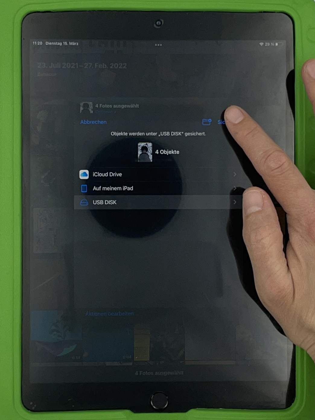 Vom iPad auf den USBStick kids.digilab.berlin