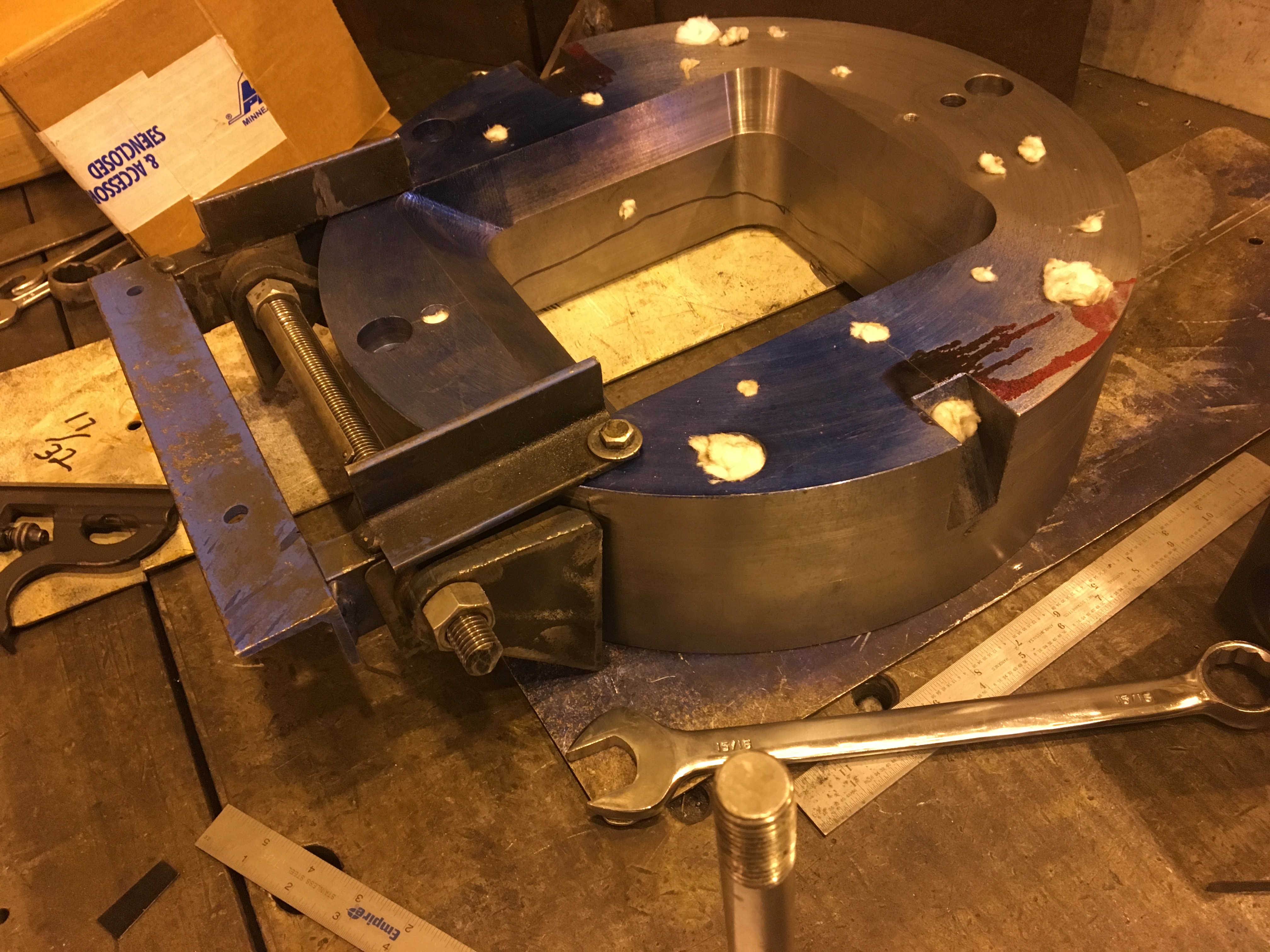 Hydraulic Press Mold Box and Die Assembly Repair Services